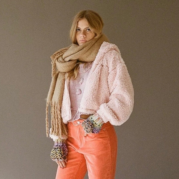 BDG Jackets & Blazers - BDG Urban Outfitters Blush Pink Cropped Teddi Jacket Women's Size Large L